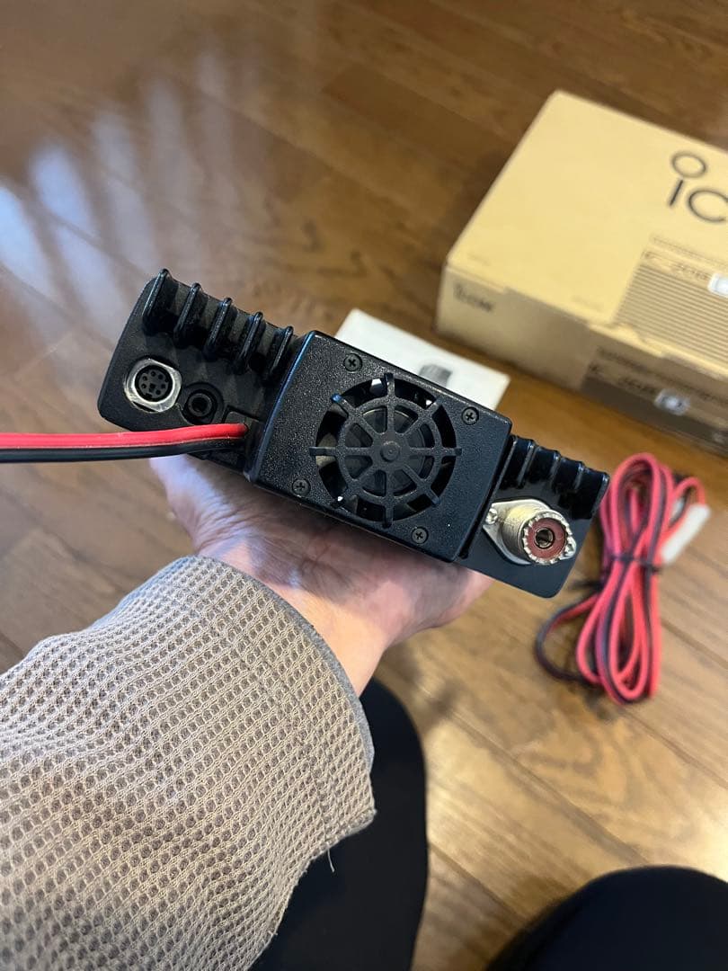 IC-208D 144mhz/430mhz FM 50W 広域受信機能付き