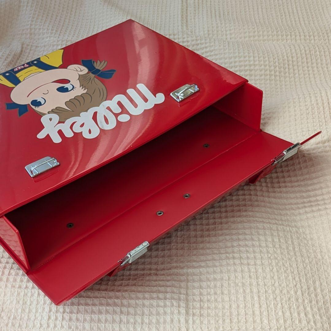 ペコちゃん ステーショナリーケース トランク 不二家 公式 昭和レトロ 中古