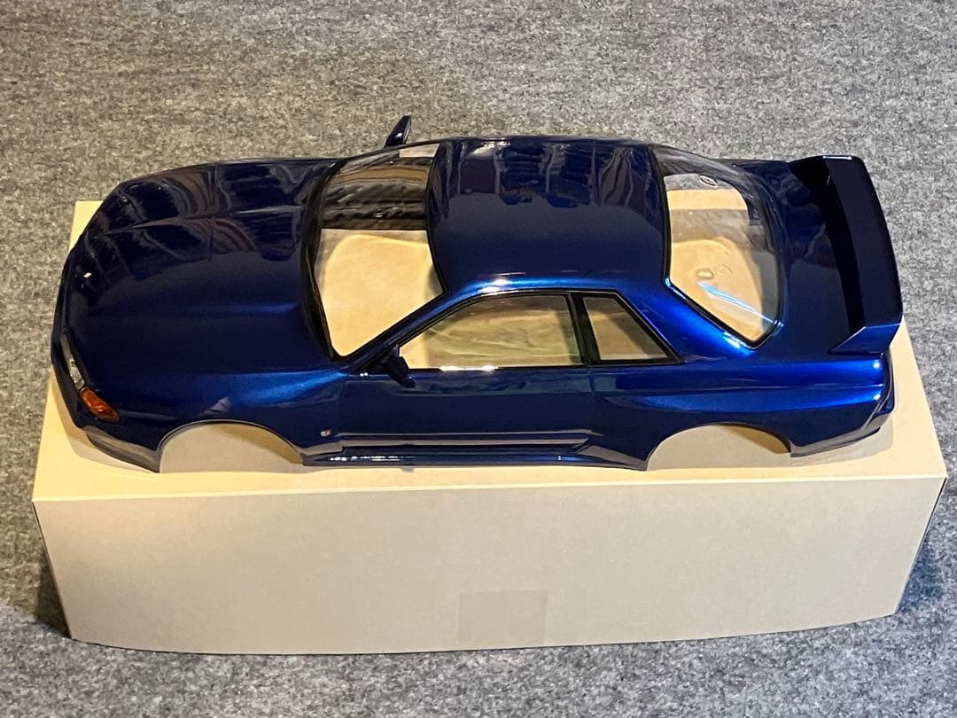 タミヤ ラジコン 日産スカイラインGT-R 塗装済 スペアボディR32ダークメタ