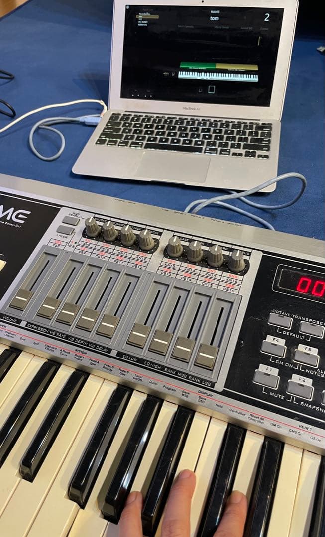CME UF70 Classic 76鍵 キーボード