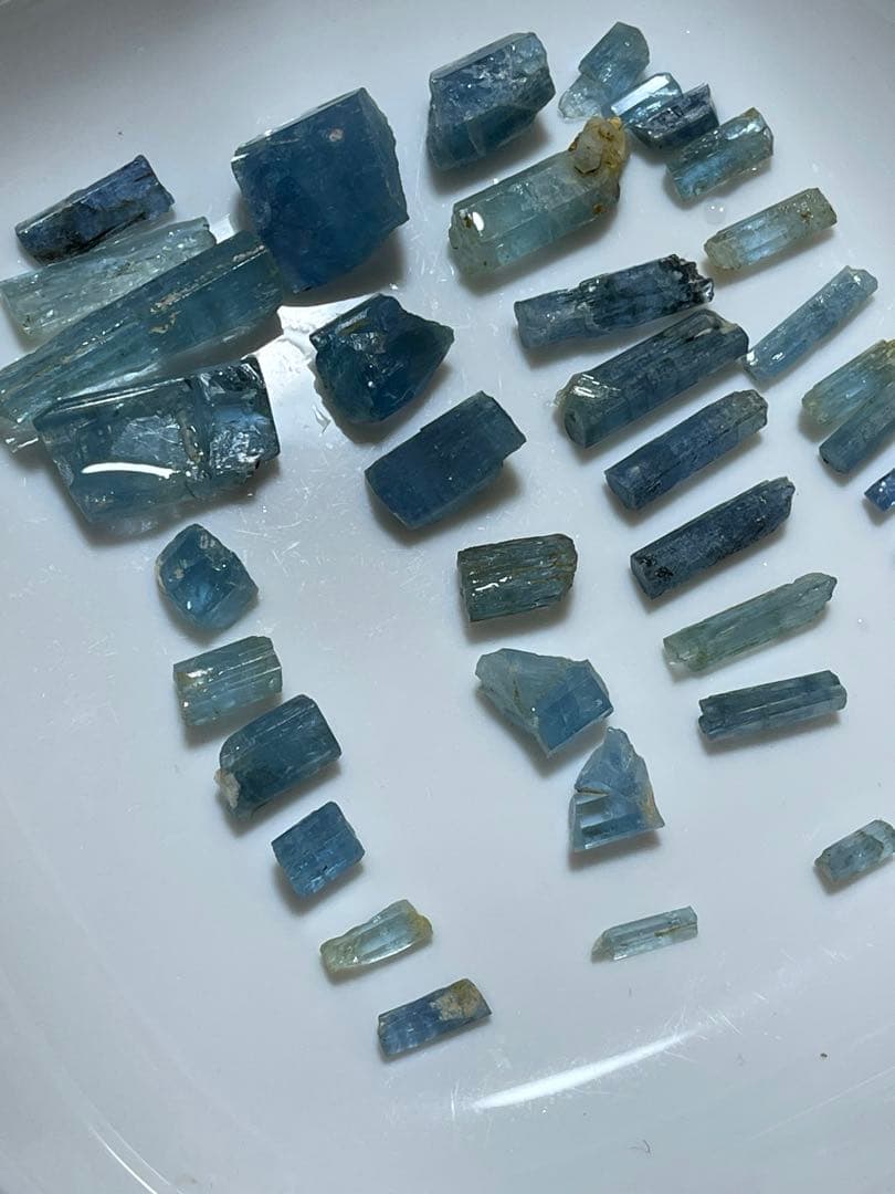 天然アクアマリン　ベトナム産　313.85 ct