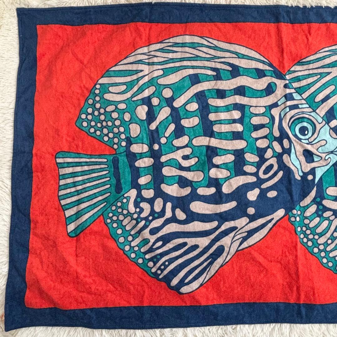HERMES エルメス ビーチタオル タピ・ノマドPOISSON（魚モチーフ）
