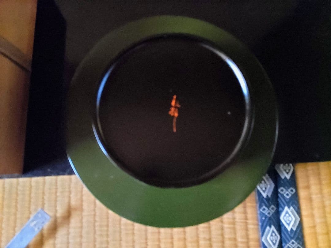 木箱付き漆器 菓子器緑色と黒色