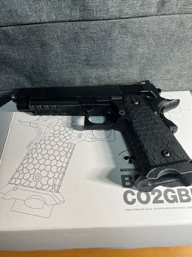 トイガン Baton BS-HOST CO2GBB