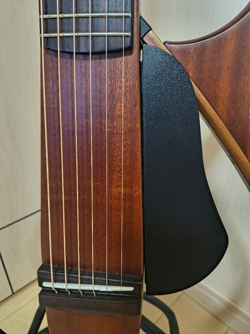 YAMAHA　サイレントギター　slg200s
