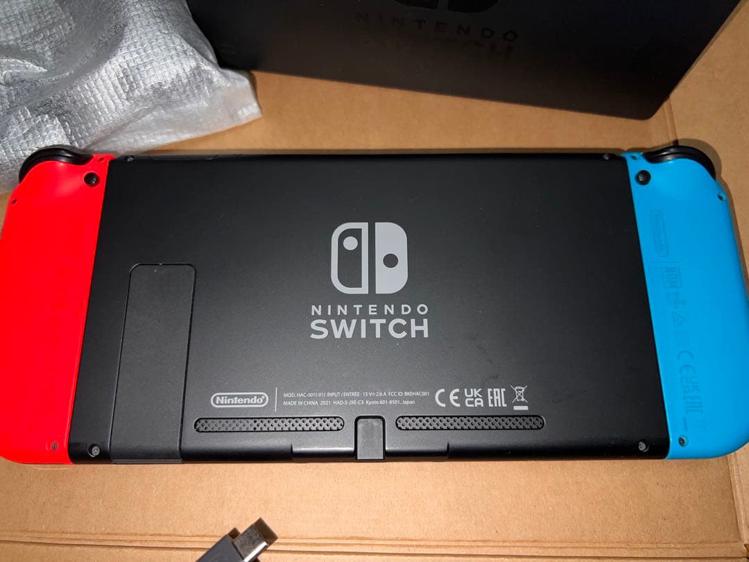Nintendo Switch 本体　ドック　Joy-Conなど付属品有　動作品