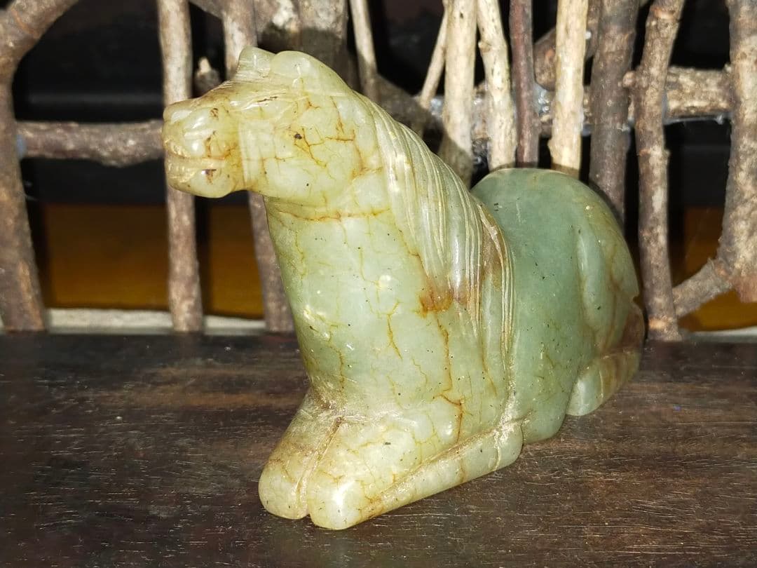 ♥値下げ！♥　中国　玉製　彫刻　馬　石製　置物　骨董　古玩