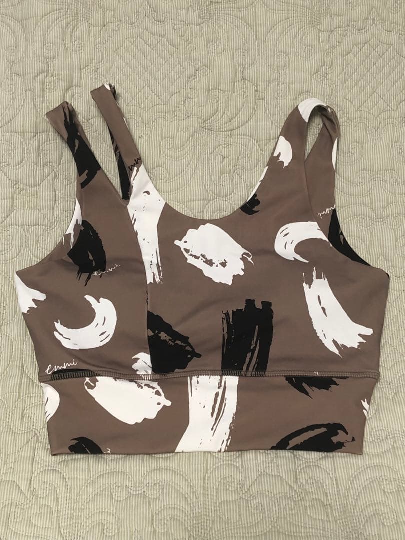 emmi yoga ヨガウェア セット