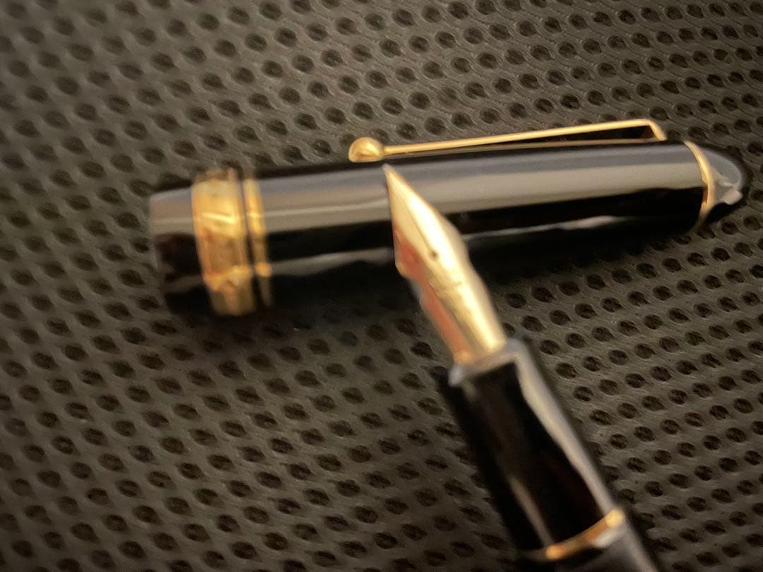 PILOT カスタム742 FA 万年筆 ケース付き