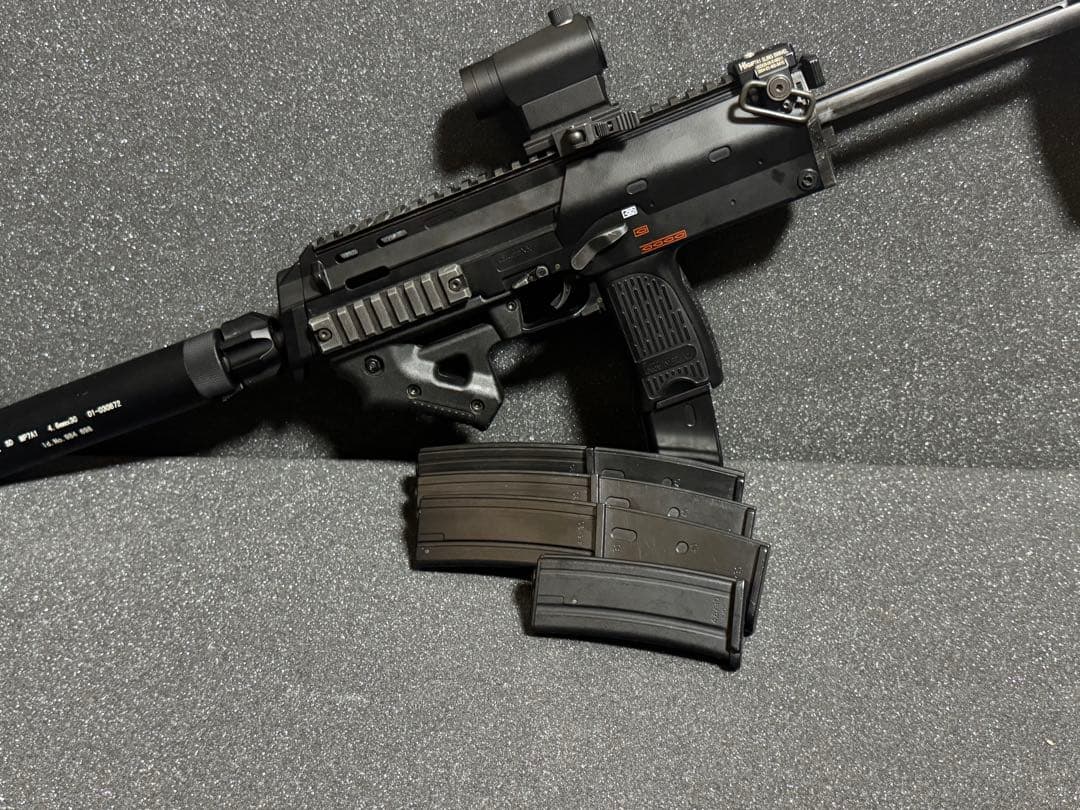 つ*ー様 メ*す　東京マルイ MP7電動ガン 外装カスタム品