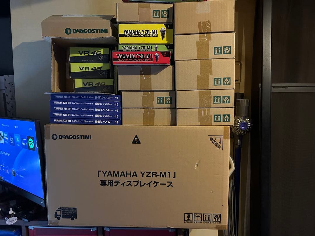 デアゴスティーニ　YZRーM1