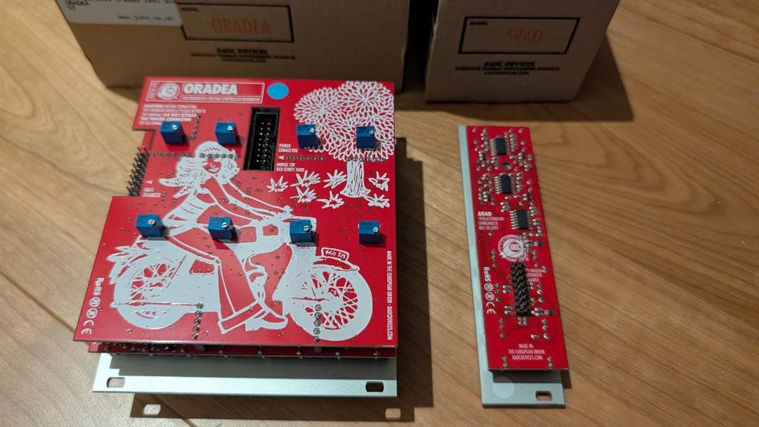 XAOC Devices / Oradea & Arad　モジュラーシンセ