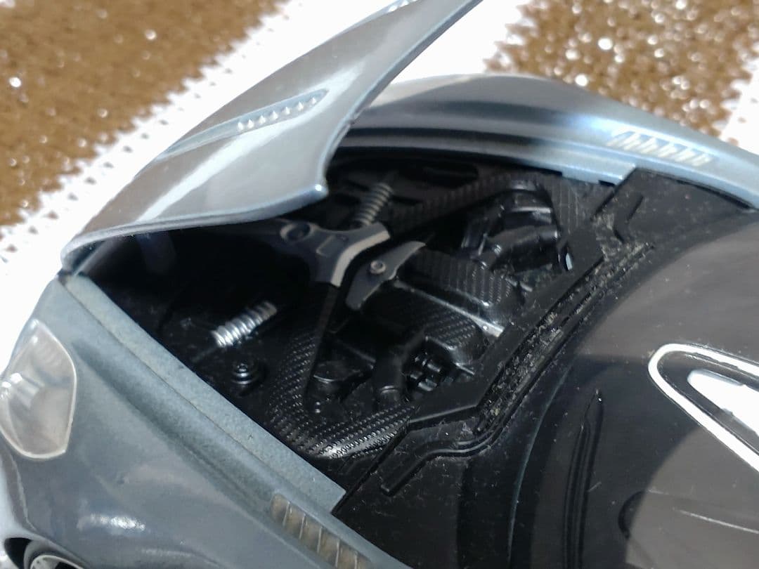 モンドモータース 1/18 アストンマーチン　　　One-77　ミニカー
