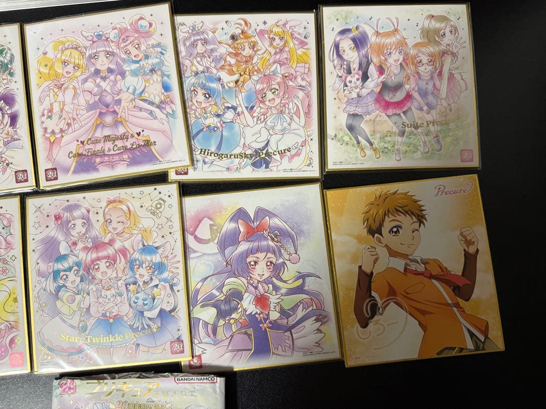 プリキュア グッズセット 大量　フィギュア　色紙　バッジ　　　 キーホルダー