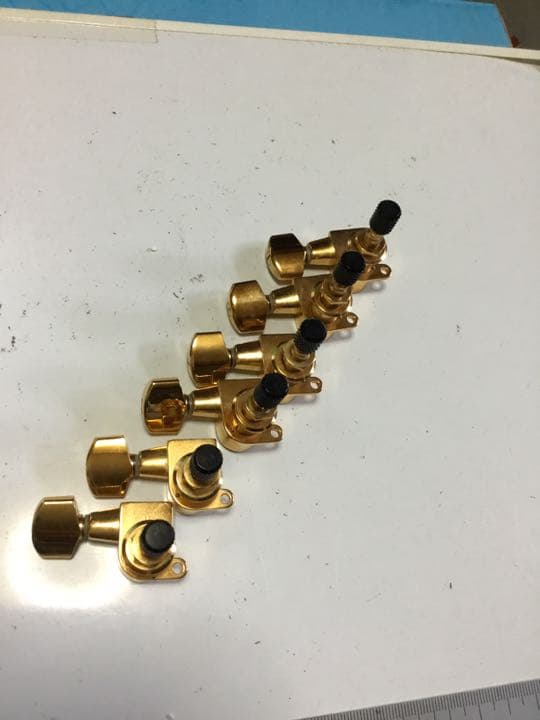 エレキギター用糸巻き