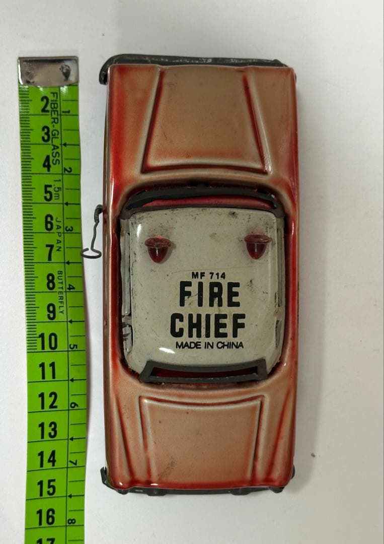 激レア 年代物 ブリキ製 消防指揮車 ミニカー MF714 FIRE CHIEF