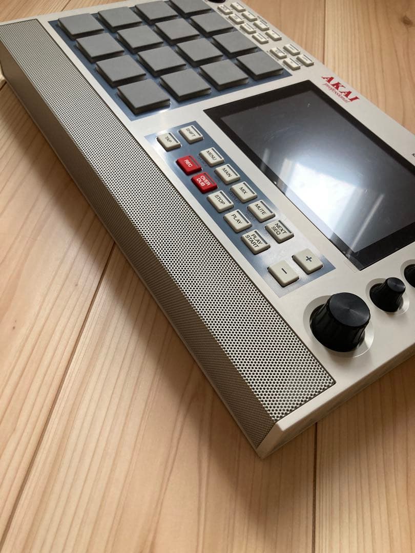 akai mpc live2 retro SSD 1TB 付属
