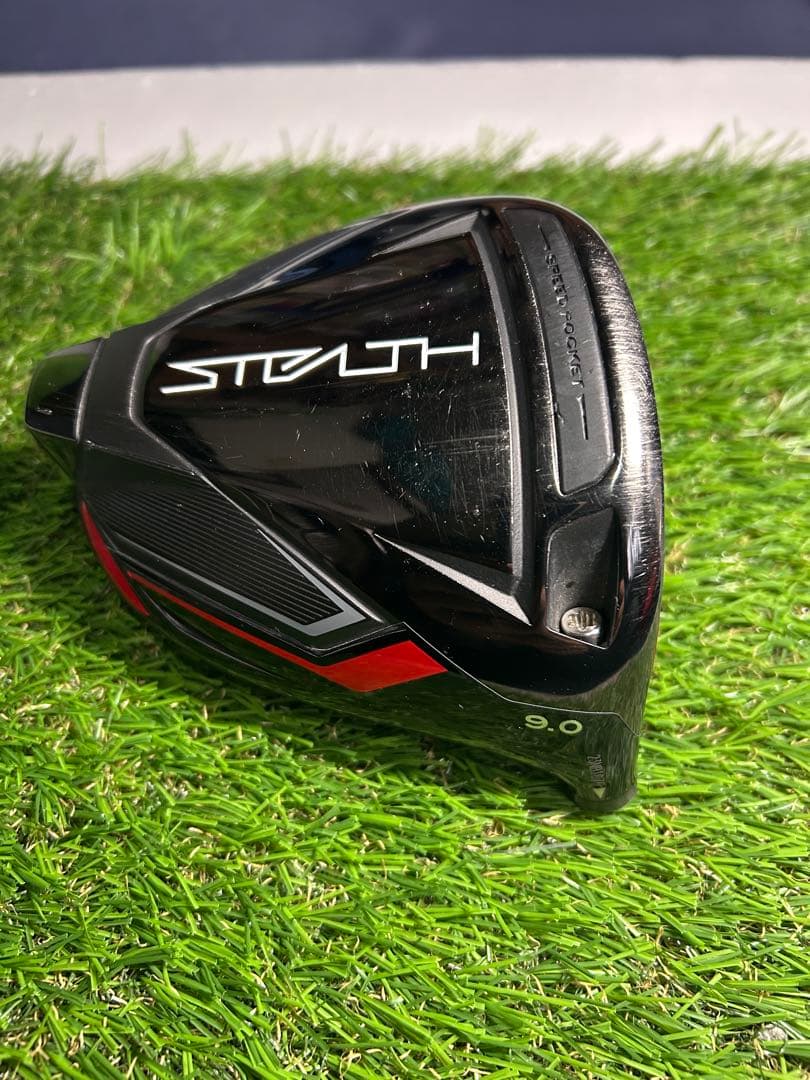 テーラーメイド　STEALTH 9度　1W ヘッドのみカバーあり