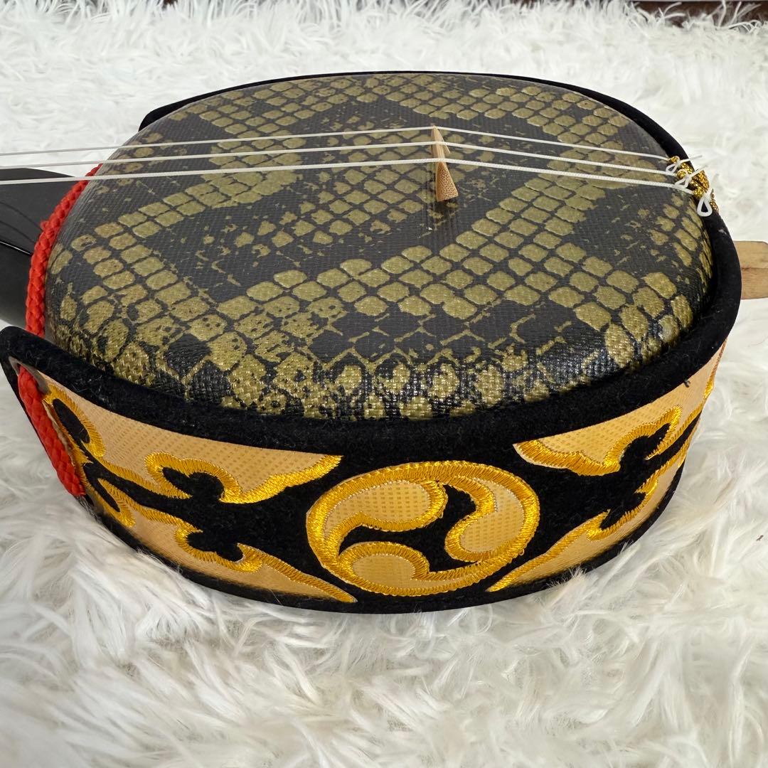 「美品」沖縄三線　蛇皮　合皮　ソフトケース付　初心者　三味線