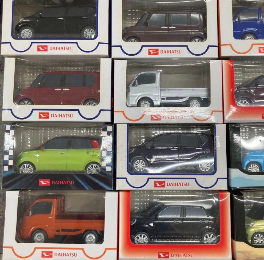 ダイハツ　車　ミニカー　プルバックカー　25個