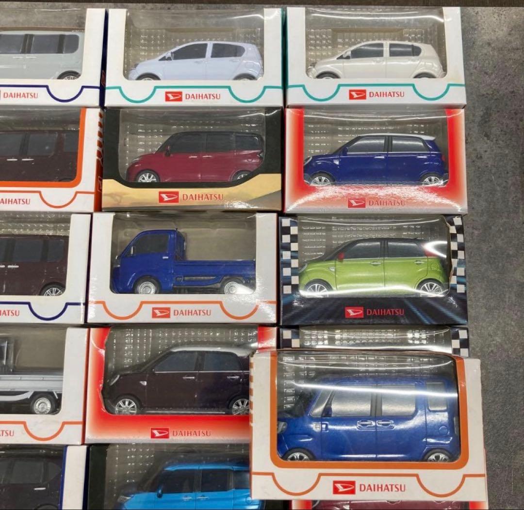 ダイハツ　車　ミニカー　プルバックカー　25個