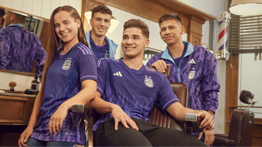 アルゼンチン代表　2022年　adidas アンセムジャケット　XLサイズ