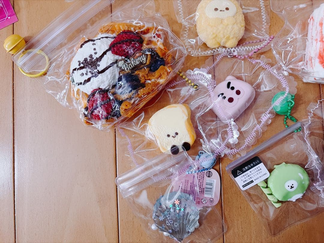 メロジョイ 猫爪＆スクイーズ色々セット❣️