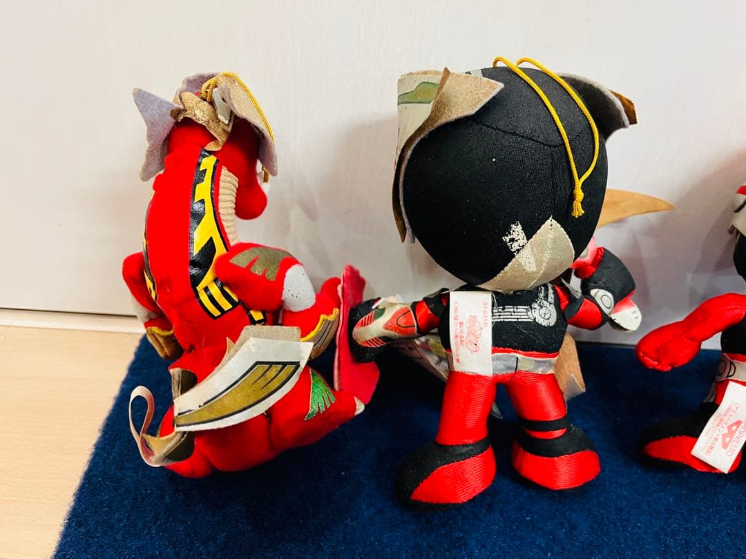 仮面ライダー龍騎　レトロ　ぬいぐるみ