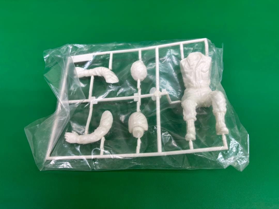 タミヤ　1/12 RCランボルギーニチータースペアボディセット　訳あり