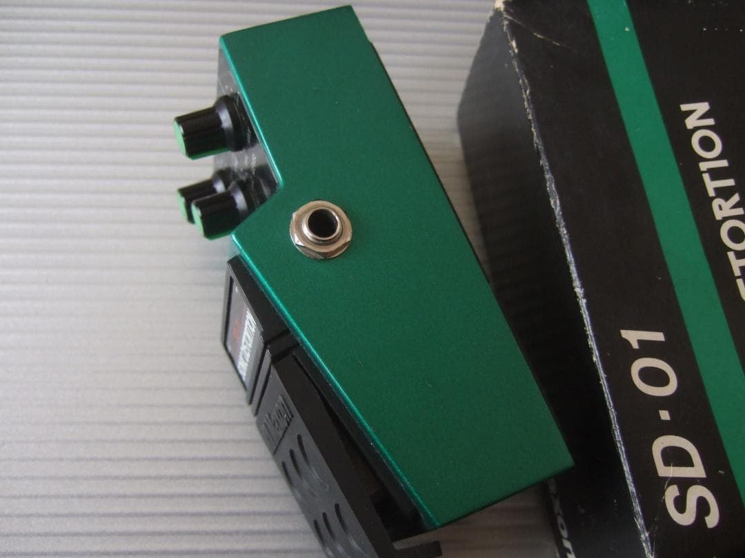 美品 箱付属 Maxon SD-01 Sonic Distortion SD01