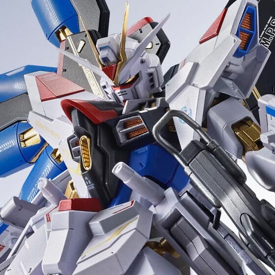 セット品 ストライクフリーダム弐式 プラウドディフェンダー＆エフェクトパーツ
