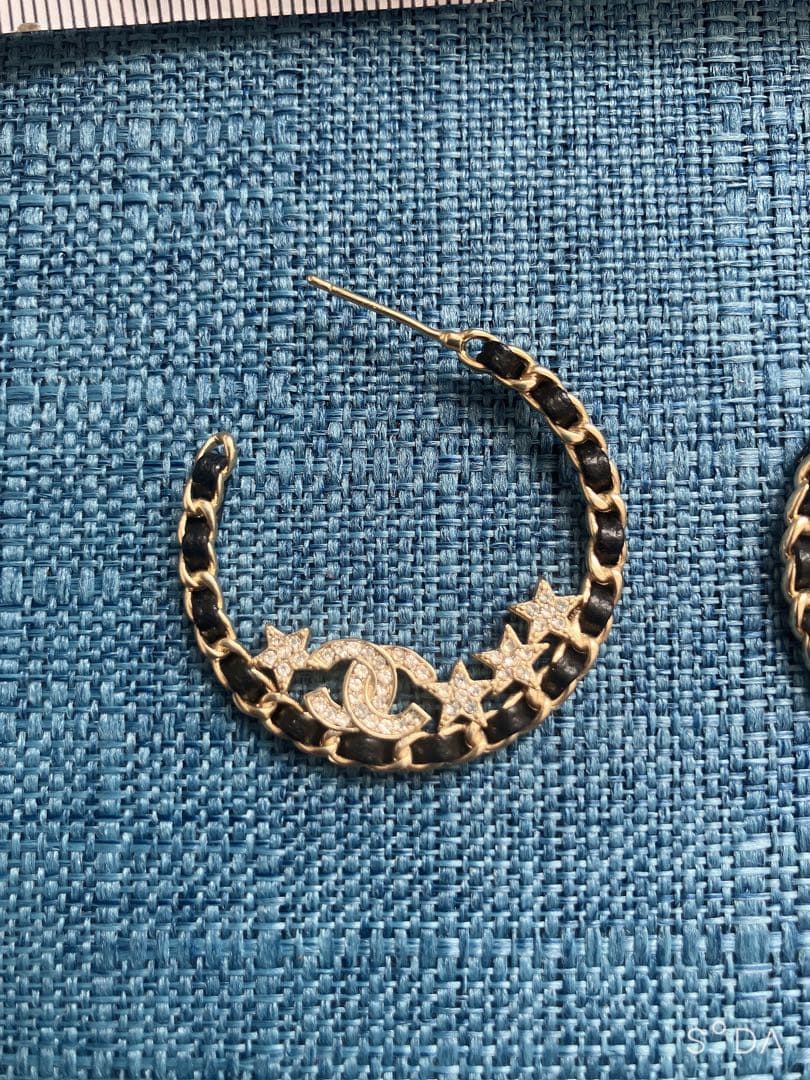セール　CHANEL ノベルティ　星　ピアス　チェーン　CCマーク