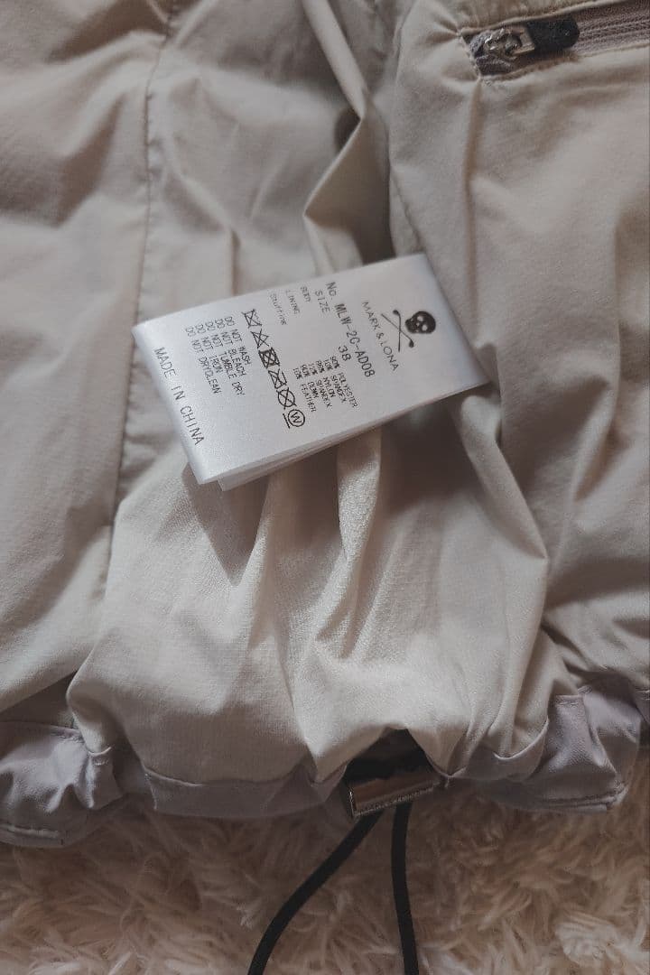 新品・マーク＆ロナ　ダウンベスト38