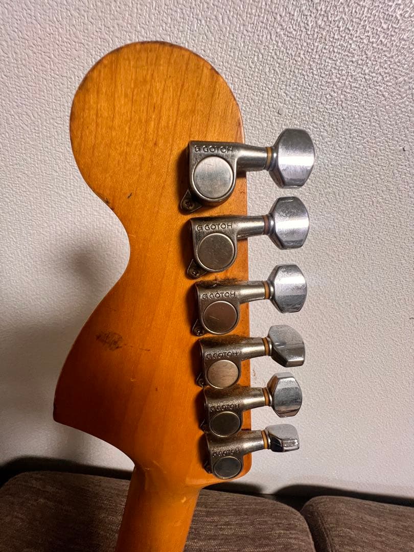 Fender Japan ST-72 フェンダージャパン ストラトキャスター