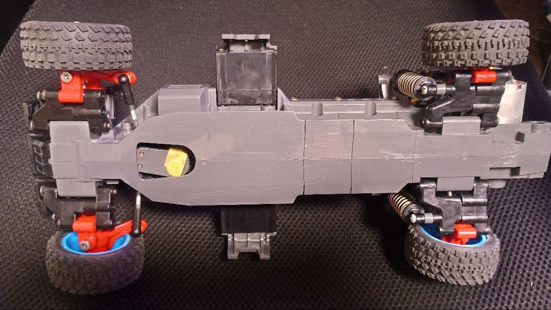タミヤ MF-01X フォード・エスコート サーボなし 新品タイヤ付き