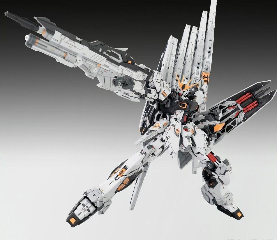 1/100 CMM-V ダブルファンネル付き プラモデル