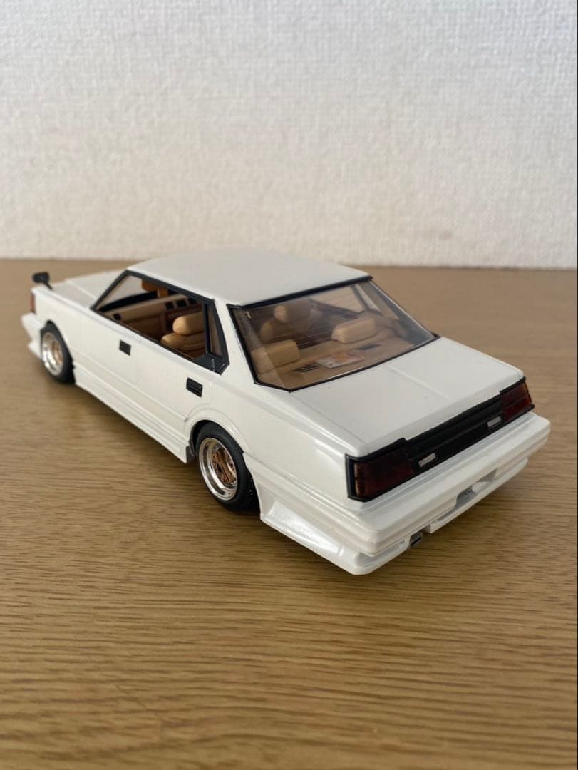 アオシマ　1/24　430セドリック　プラモデル　完成品