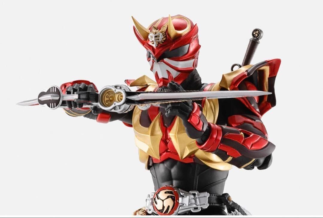 【新品未開封】S.H.Figuarts（真骨彫製法） 仮面ライダー装甲響鬼