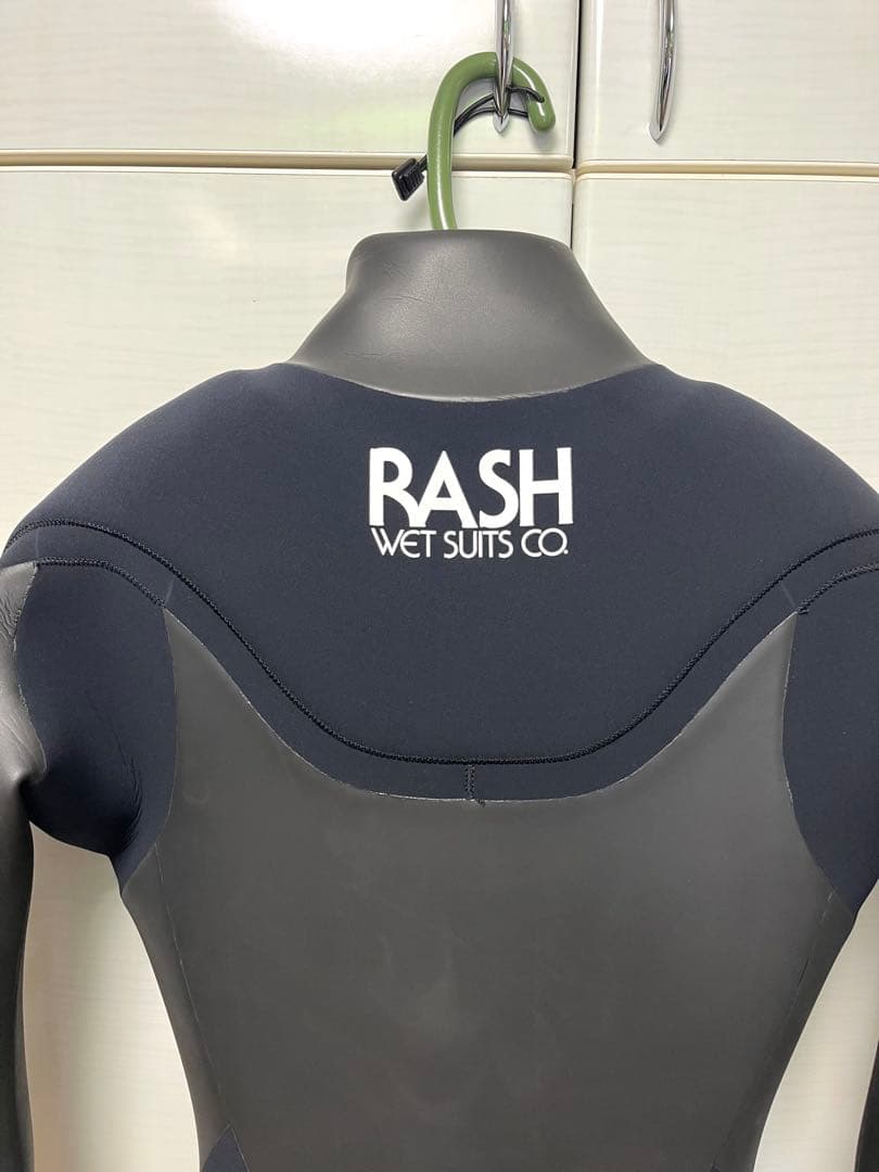★新品132,000円★メンズL/MLラッシュRASHウェットスーツ　セミドライ