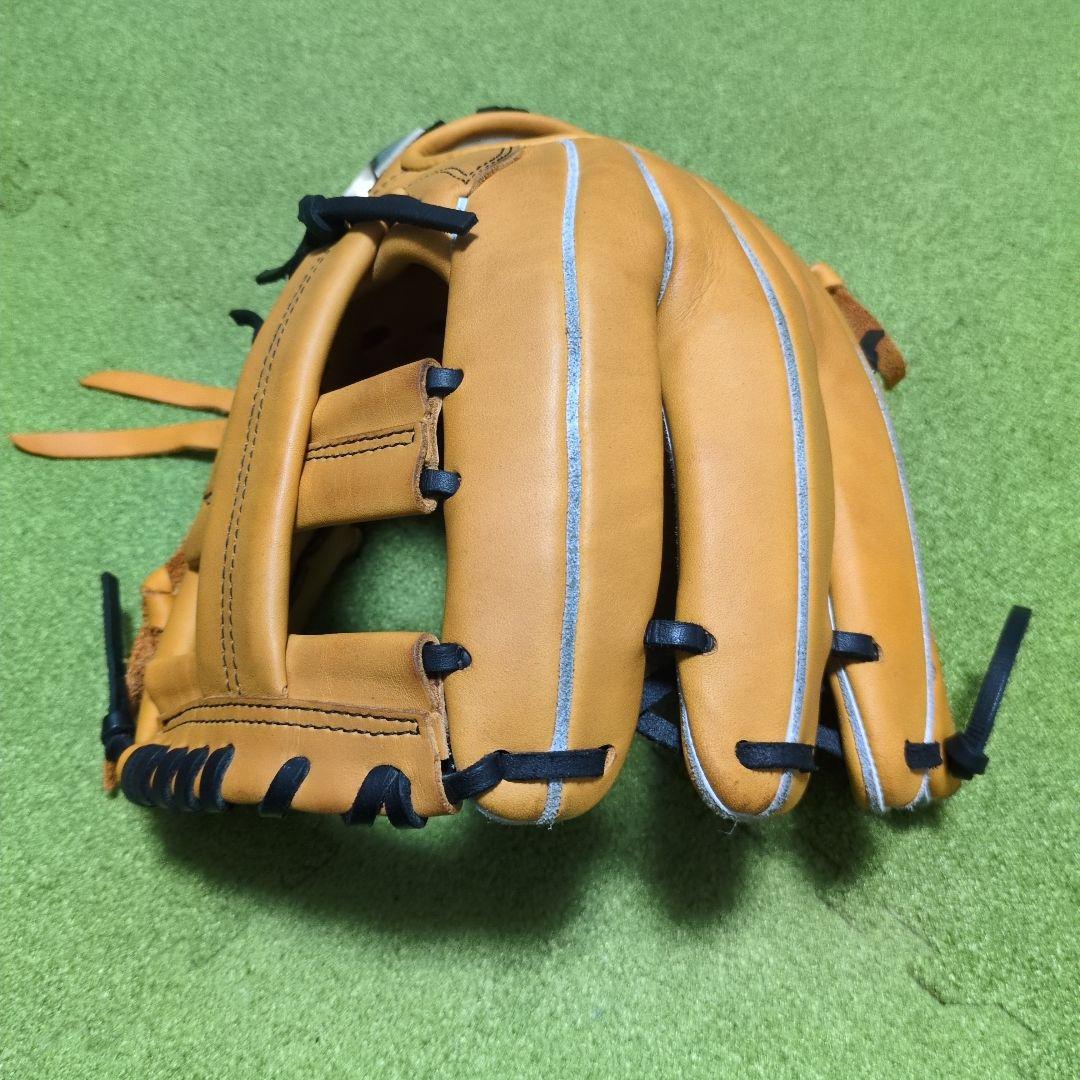 Mizunoグローバルエリート軟式内野　定価￥28,600