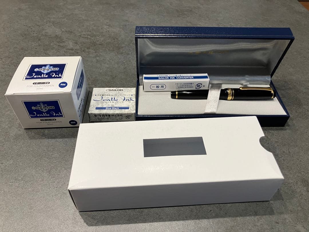 SAILOR ブラック 万年筆 14k カートリッジ付　未使用