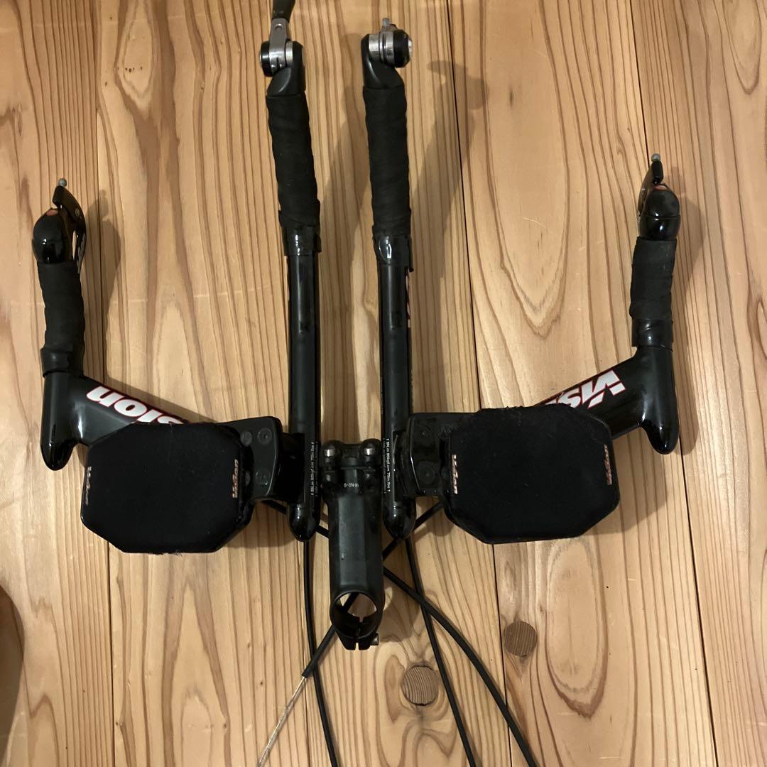 Selle Italia ironサドル　vision ttハンドル セット