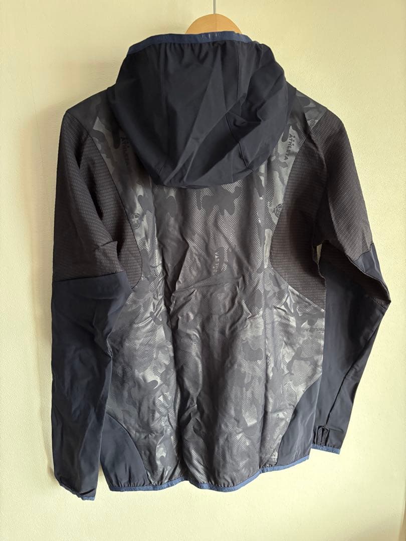 新品! ATHLETA ウルトラストレッチシェルジャケット
