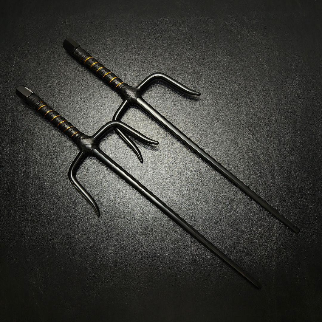 み*屋様 武具　十手　48CM　2本セット　黒メッキ　釵　琉球古武術　鉄製　古武