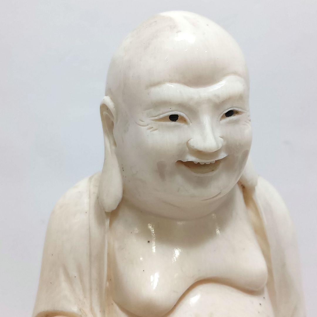 #7 高級彫刻 細密彫り 布袋様 置物 重量897g 唐木台付き