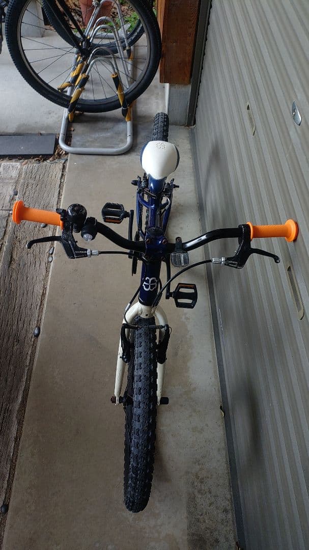 子供用自転車 ヨツバサイクル20 2019年新車購入 写真モデル132