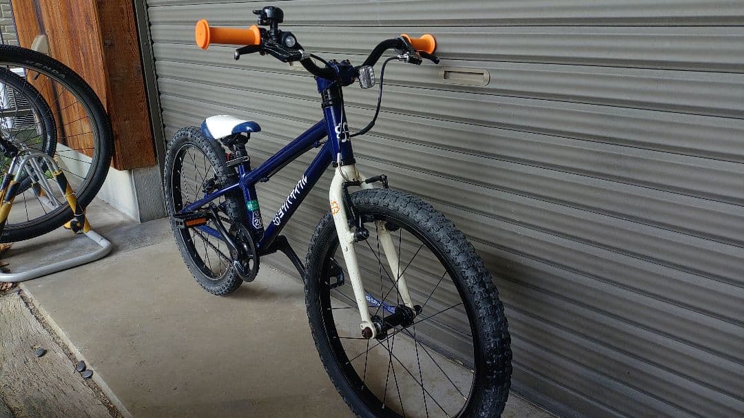子供用自転車 ヨツバサイクル20 2019年新車購入 写真モデル132