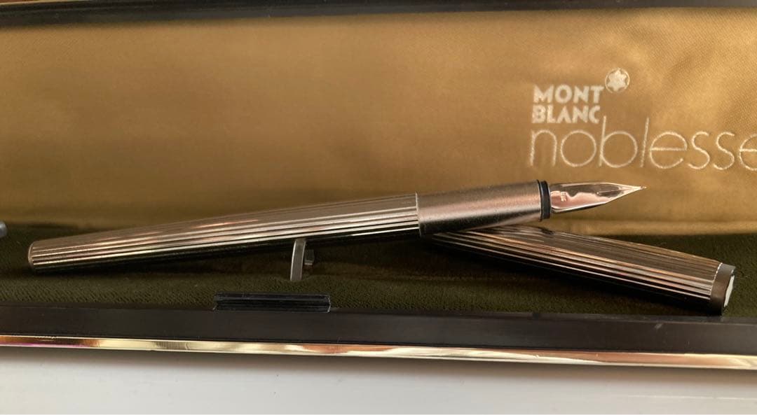 mont blanceペア万年筆【ゴールド&シルバー☆新品】