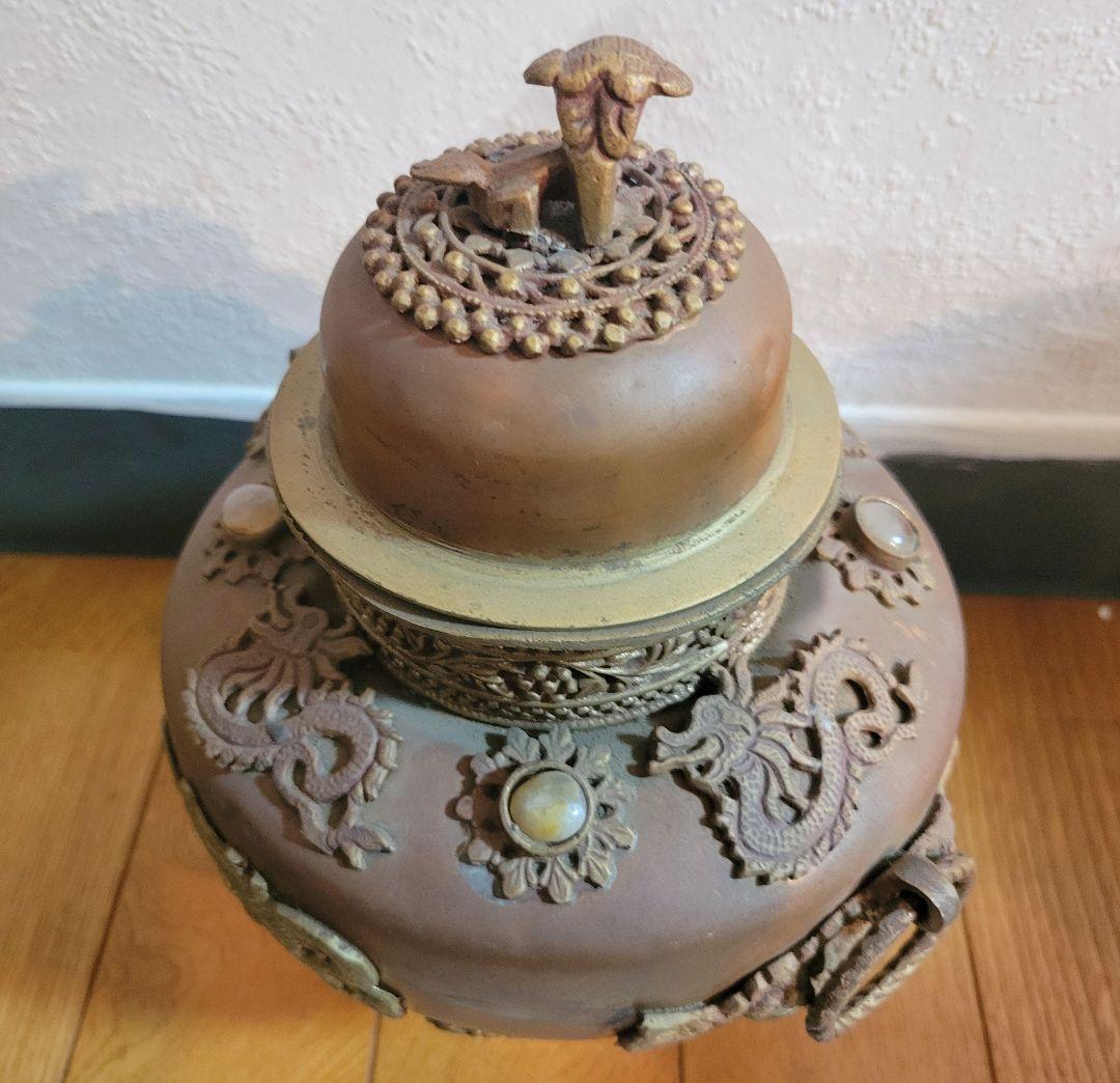 ヴィンテージ品　金属製ドラゴン装飾　銅壺