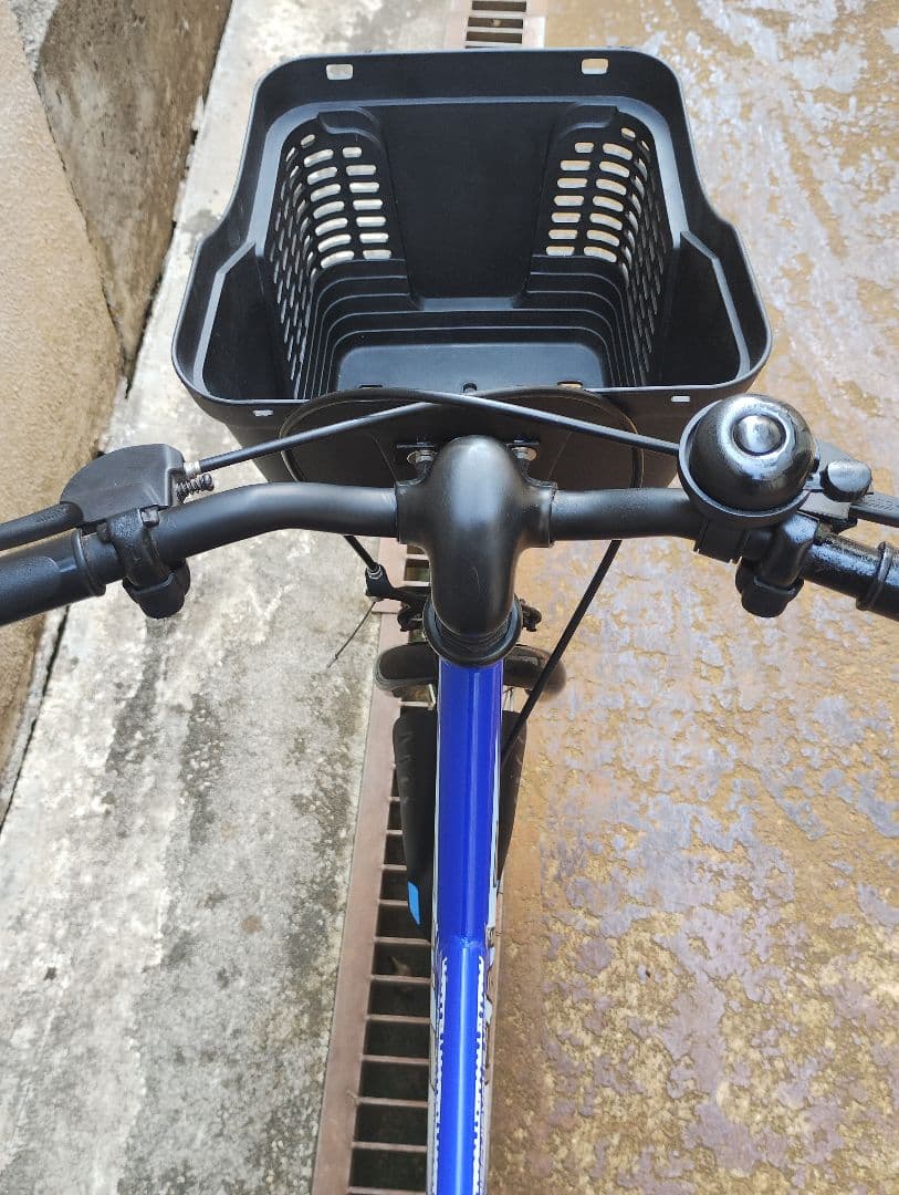 お引き取り限定　AEONBIKE キッズバイク 18インチ 青